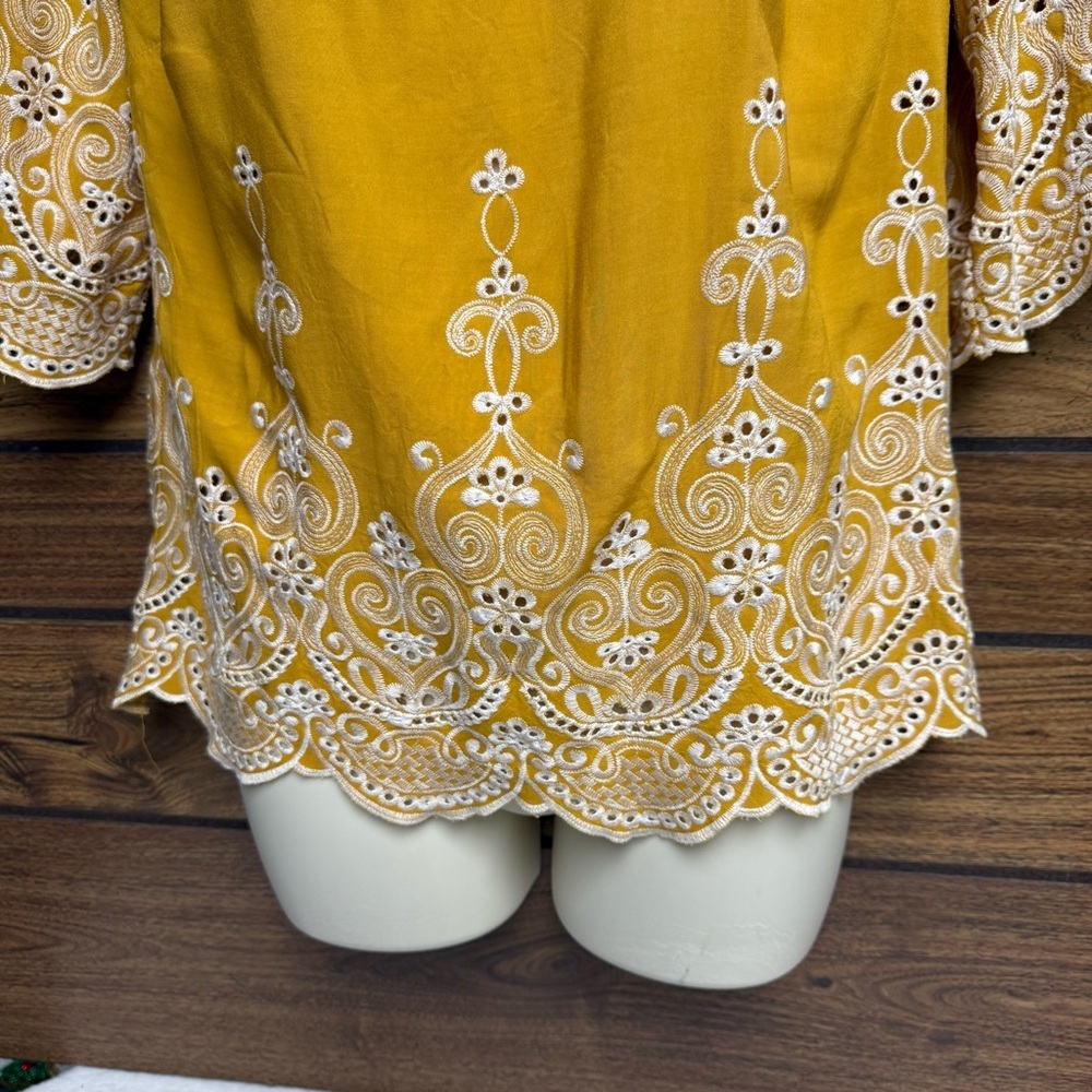 Melloday size small  Mustard Yellow Embroidered Blouse - Picture 9 of 9